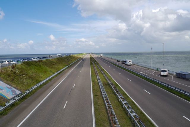 Abschlussdeich Ijsselmeer Holland Blick nach Norden