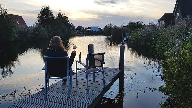 Feierabendbier Ferienhaus Giethoorn Rietburg 514