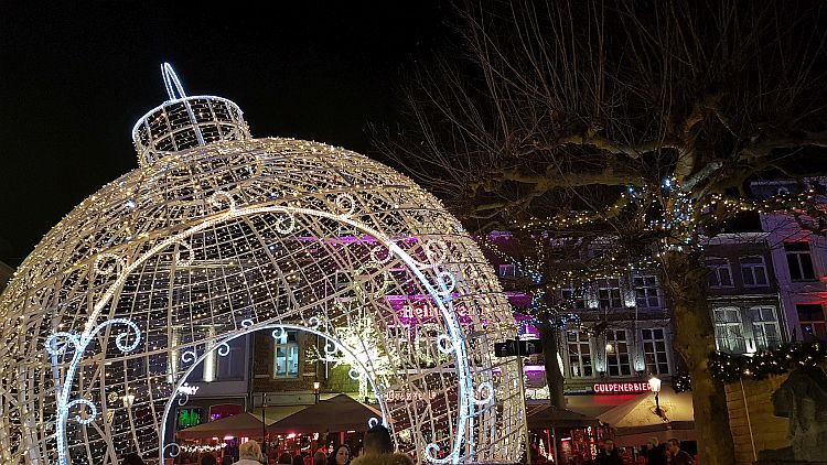 Lichtkugel Maagisch Maastricht